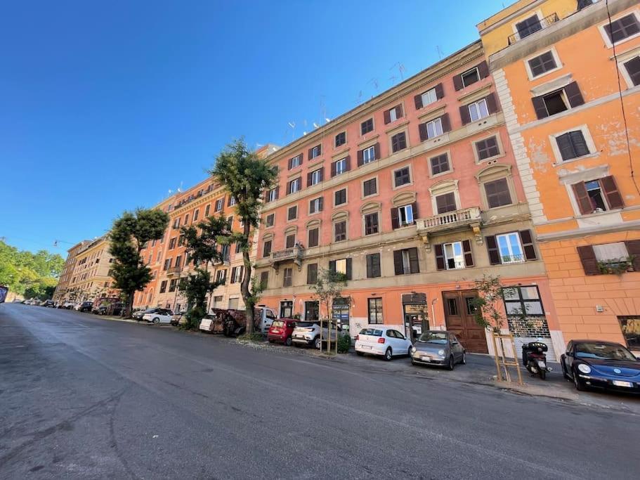 Cozy Apartment In Trastevere โรม ภายนอก รูปภาพ