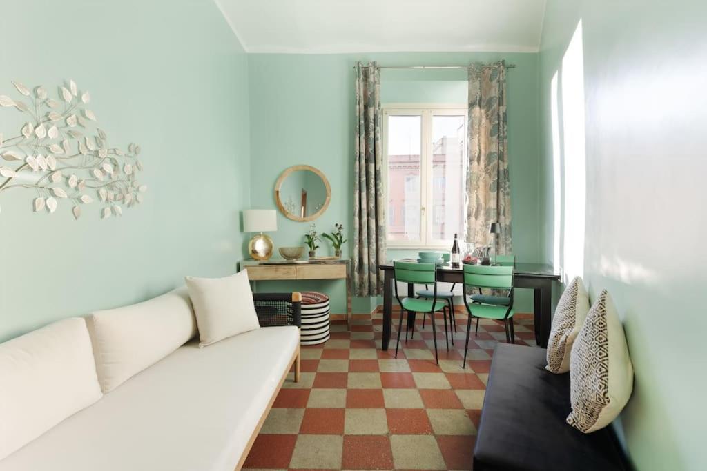 Cozy Apartment In Trastevere โรม ภายนอก รูปภาพ